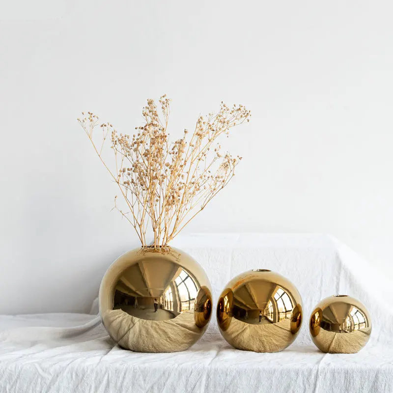 Midas Touch Orb - Golden Ball Ceramic Vase
