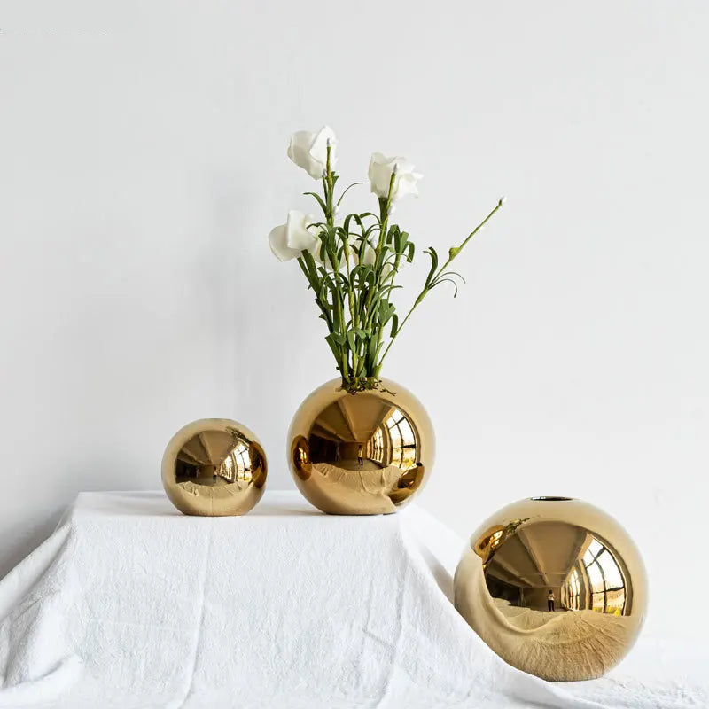 Midas Touch Orb - Golden Ball Ceramic Vase