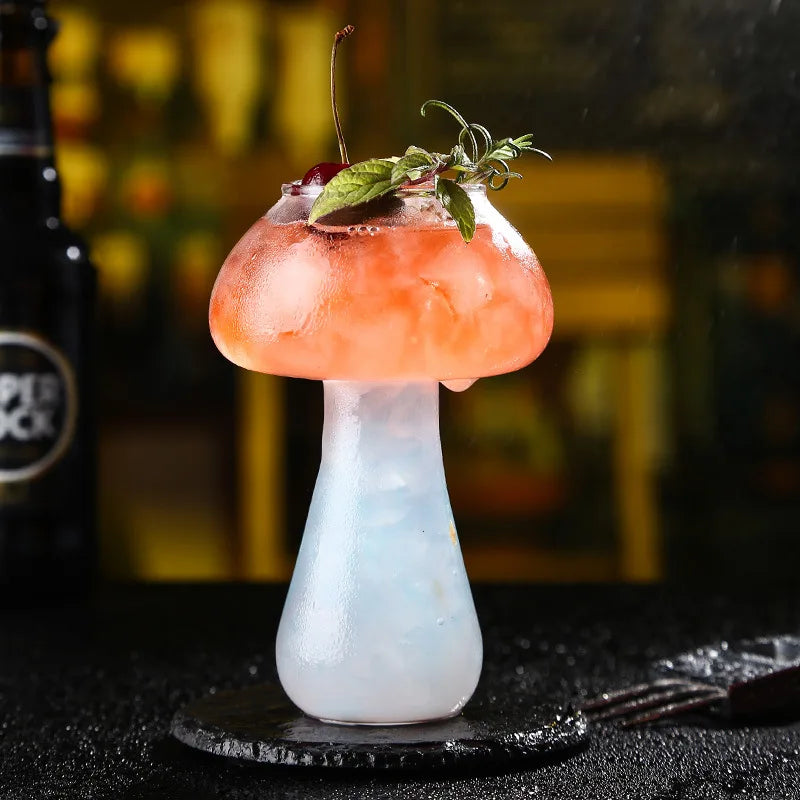 Toadstool Sipper - Mushroom Cocktail Glass Cup with Straw For  drinks Beer Creative Clear Wine Glasses Coffee Cups Drinkware Bar Tool