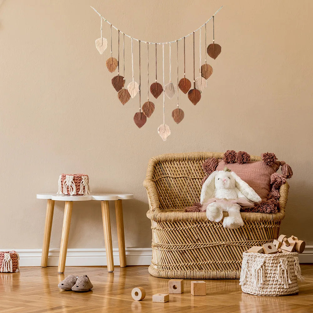 Nomad's Vine Tapestry - Handmade Macramé Leaf Wall Hanging in Ivory & Sage Green for Boho Home Decor - 100% Organic Cotton Cord - Room Hangable Plant Ornaments